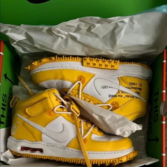 Nike Yellow Athletic Shoes with White Swoosh and Retro Style - Picture 2 of 4